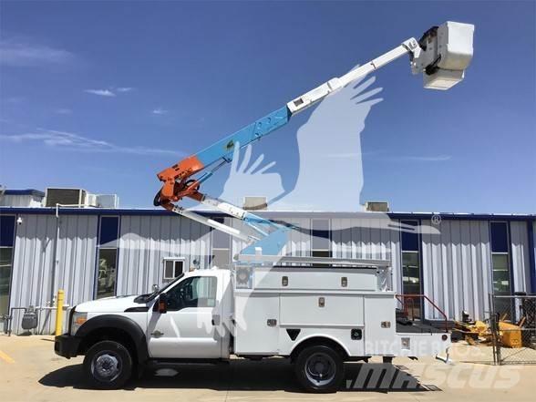 Altec AT37G Εναέριες πλατφόρμες τοποθετημένες σε φορτηγό
