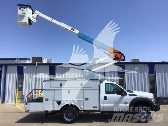 Altec AT37G Εναέριες πλατφόρμες τοποθετημένες σε φορτηγό