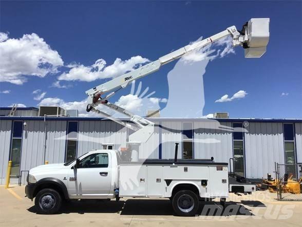 Altec AT37G Εναέριες πλατφόρμες τοποθετημένες σε φορτηγό