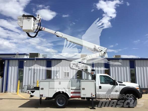 Altec AT40M Εναέριες πλατφόρμες τοποθετημένες σε φορτηγό