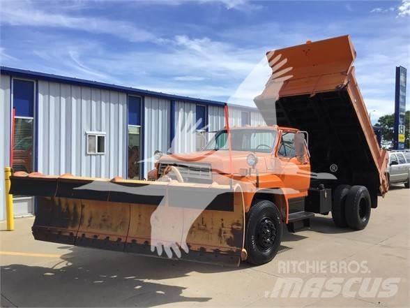 Ford F800 Διαστρωτήρες άμμου και αλατιού