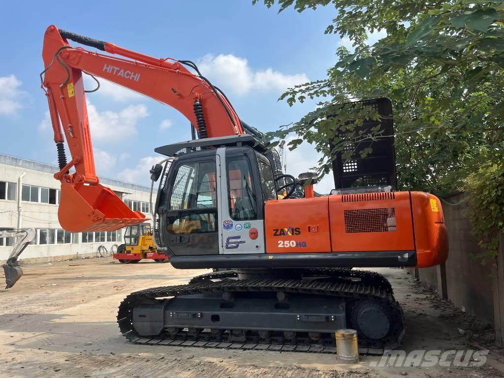Hitachi ZX 250 Εκσκαφείς με ερπύστριες