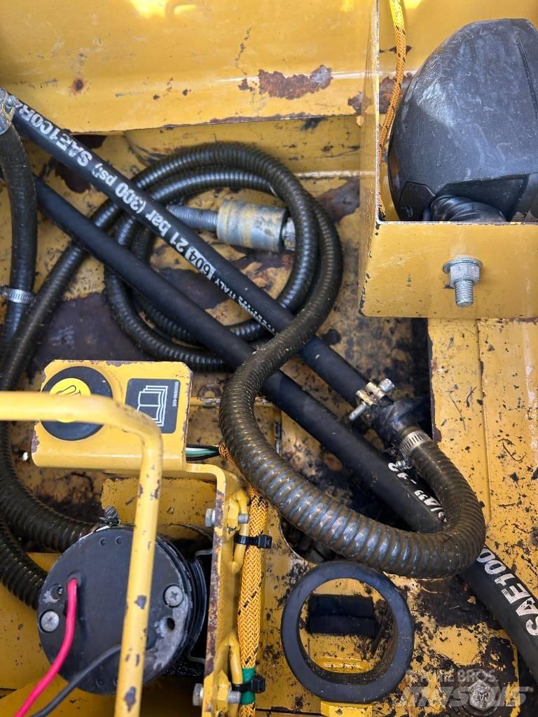 CAT 313 F LGC Εκσκαφείς με ερπύστριες