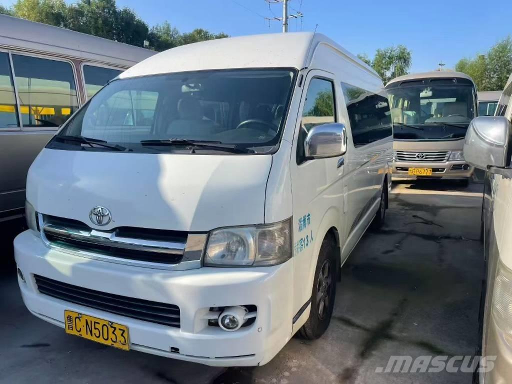 Toyota Hiace Υπεραστικά Λεωφορεία 