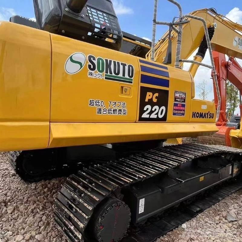 Komatsu PC 220 Εκσκαφείς με ερπύστριες