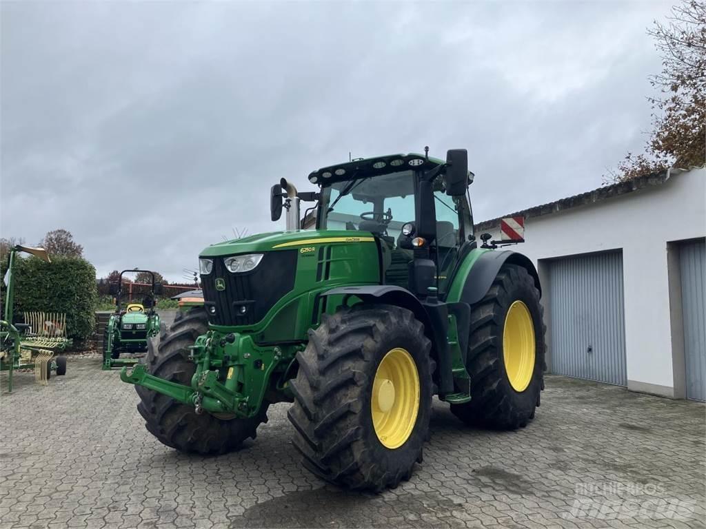 John Deere 6250R Τρακτέρ