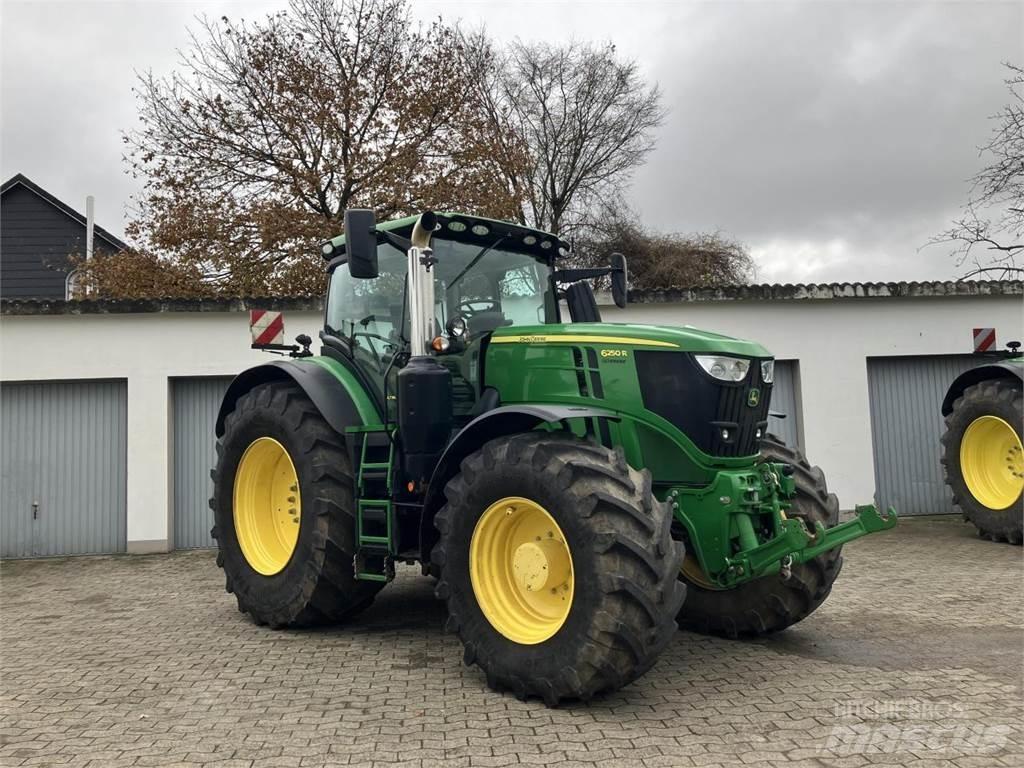 John Deere 6250R Τρακτέρ