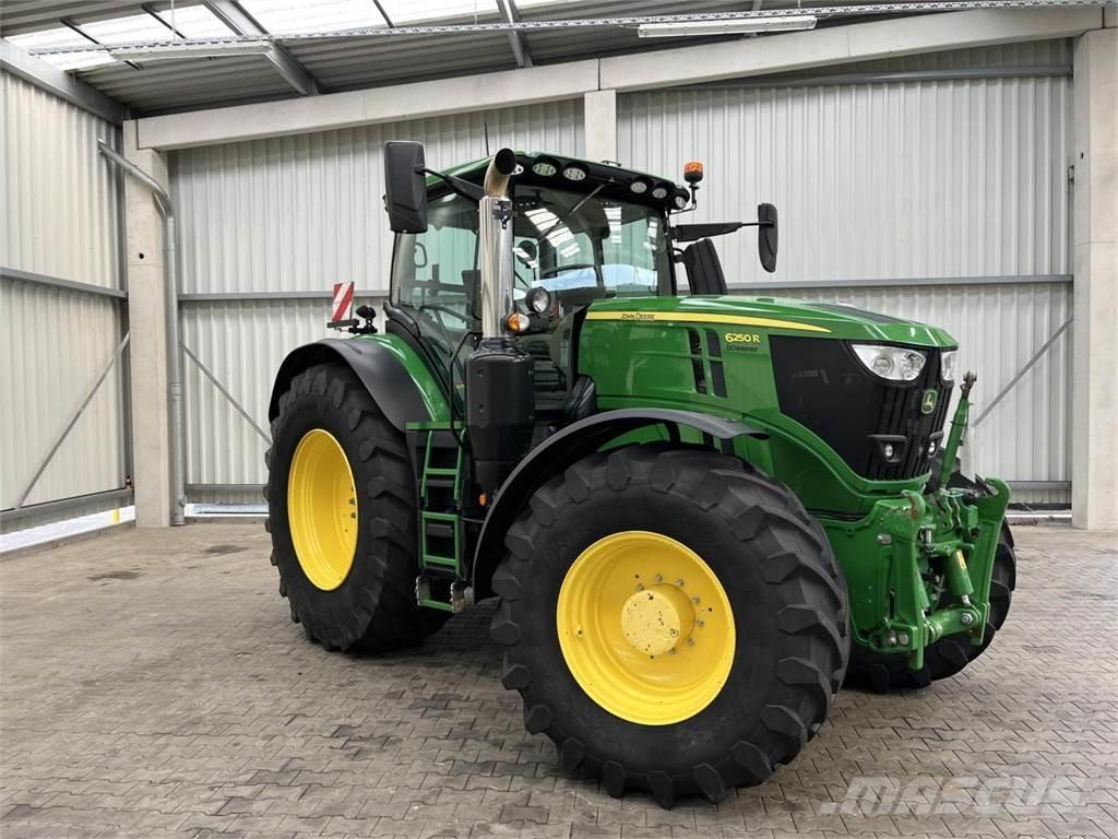 John Deere 6250R Τρακτέρ