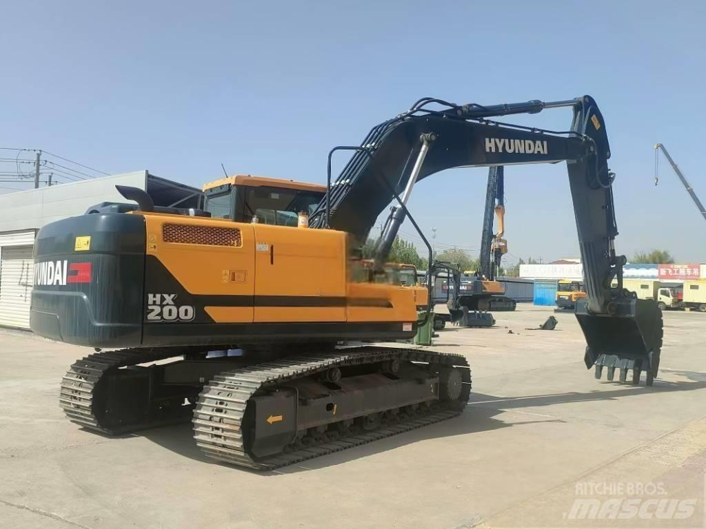 Hyundai HX 200 Εκσκαφείς με ερπύστριες