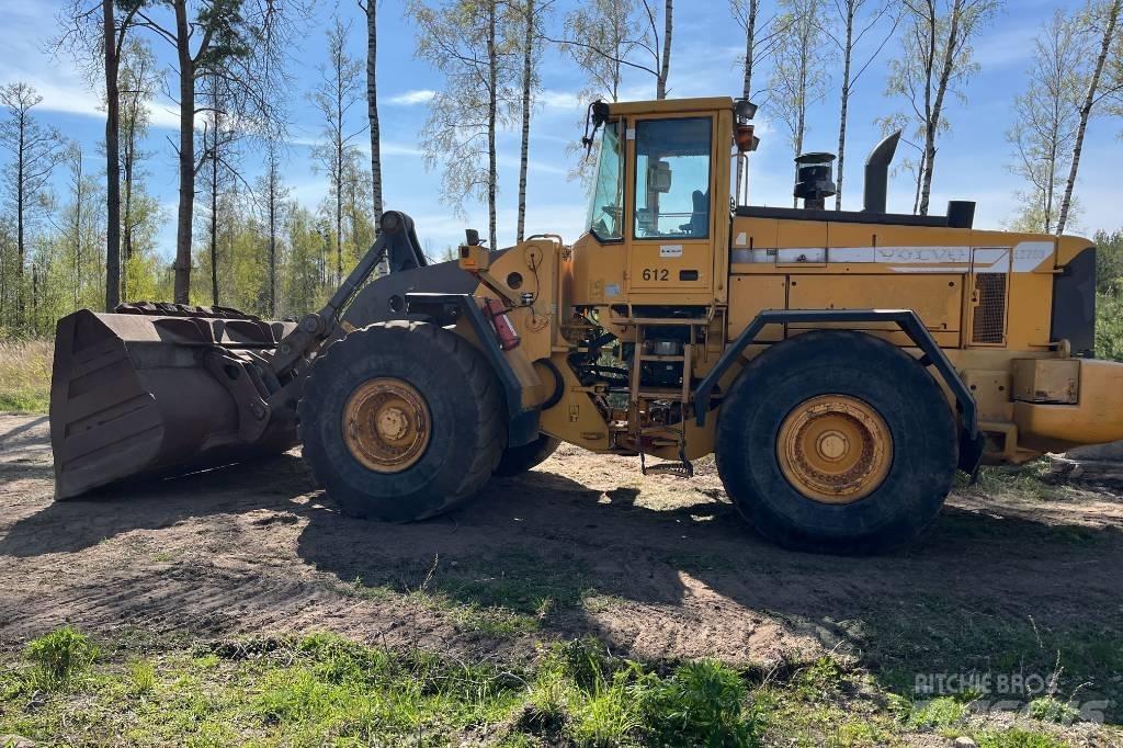 Volvo L 220 Φορτωτές με λάστιχα (Τροχοφόροι)