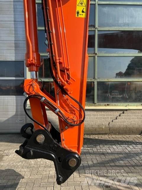 Hitachi ZX 290LCN-5B Εκσκαφείς με ερπύστριες