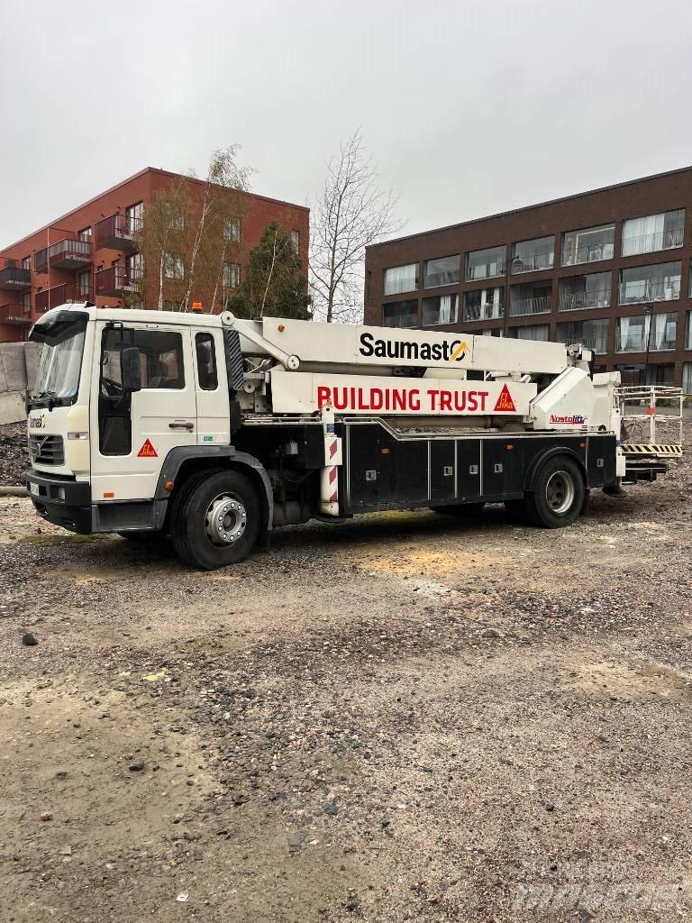 Volvo Nostolift 35 Εναέριες πλατφόρμες τοποθετημένες σε φορτηγό