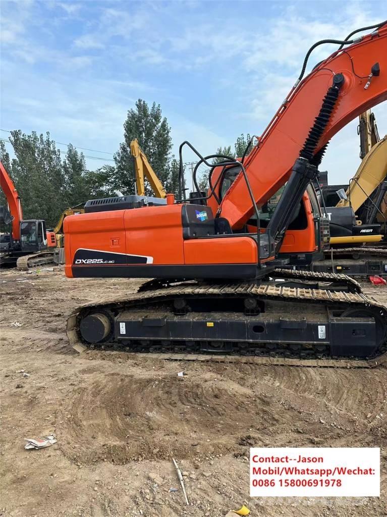 Doosan DX 225 LCA Εκσκαφείς με ερπύστριες