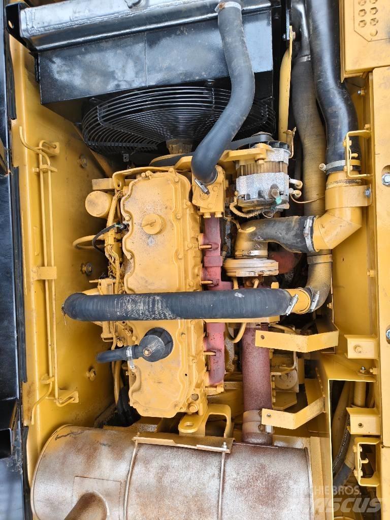 CAT 325 C Εκσκαφείς με ερπύστριες