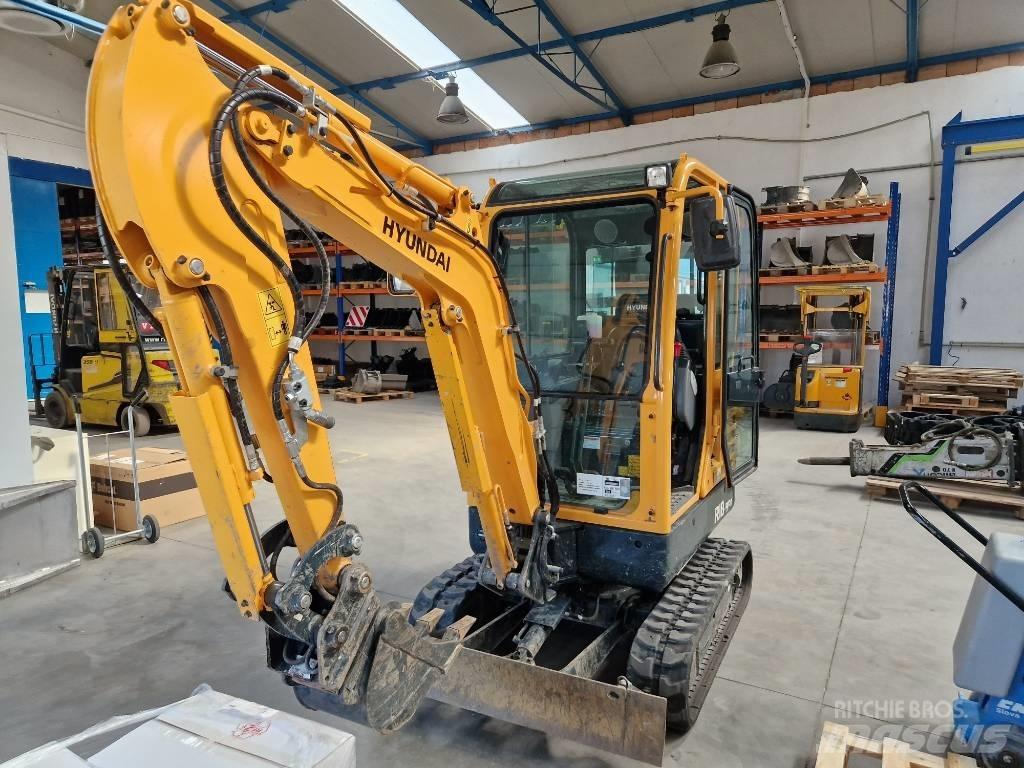 Hyundai R18-9AK Εκσκαφάκι (διαβολάκι) < 7t