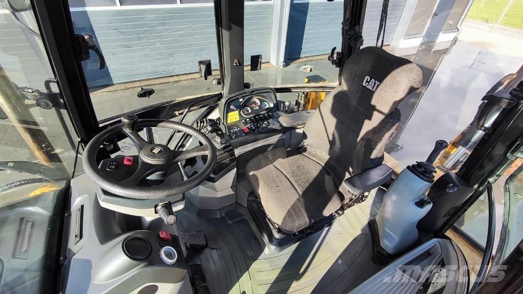 CAT 432 E Εκσκαφείς Φορτωτές τύπου JCB