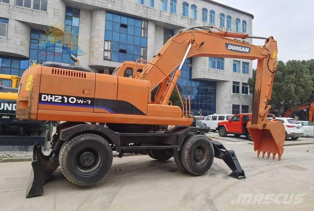 Doosan DH 210 W-7 Εκσκαφείς με τροχούς - λάστιχα