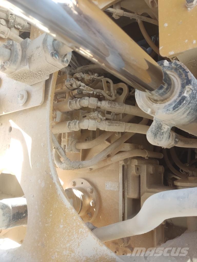 CAT 966 M Φορτωτές με λάστιχα (Τροχοφόροι)