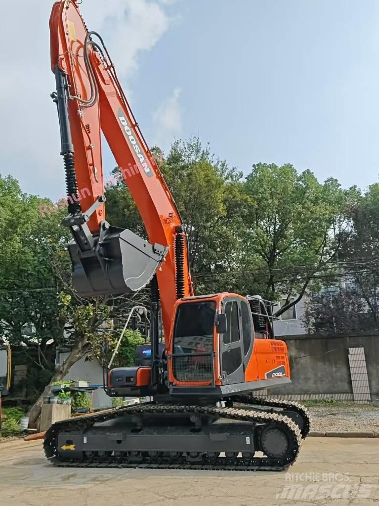 Doosan DX 300 Εκσκαφείς με ερπύστριες