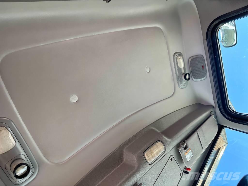 Peterbilt 389 Τράκτορες