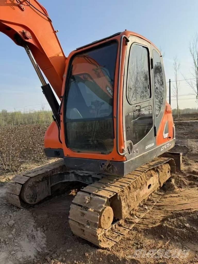 Doosan DX 75-9 C Εκσκαφείς με ερπύστριες