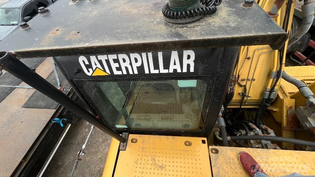 CAT 324 D L Εκσκαφείς με ερπύστριες