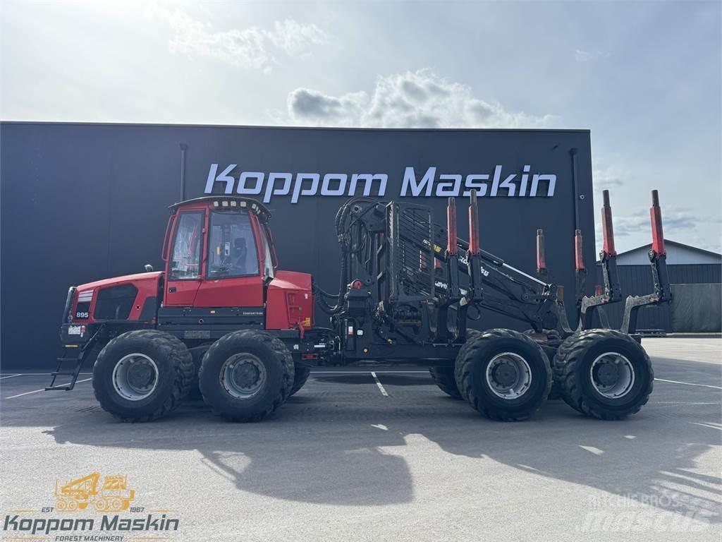 Komatsu 895 Μεταφορείς ξυλείας