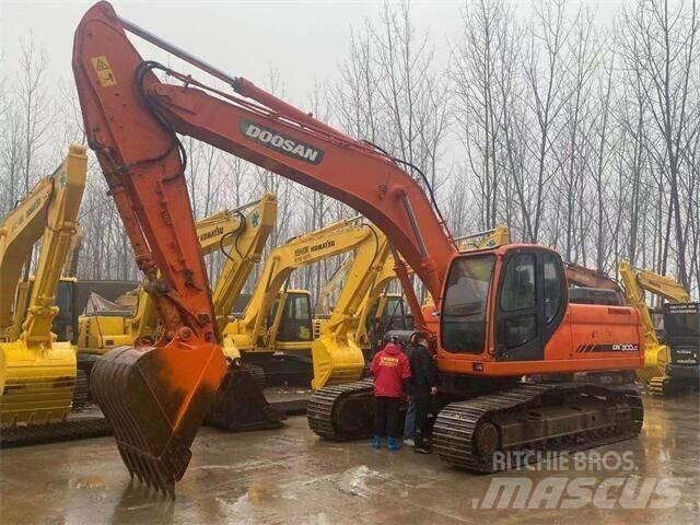 Doosan DX300LC Εκσκαφείς με ερπύστριες