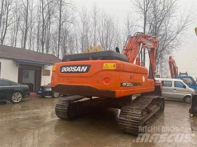 Doosan DX300LC Εκσκαφείς με ερπύστριες