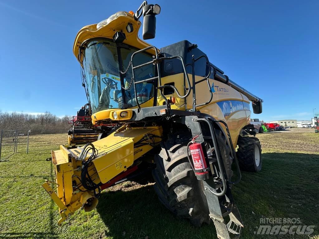 New Holland CX 8080 Θεριζοαλωνιστικές μηχανές