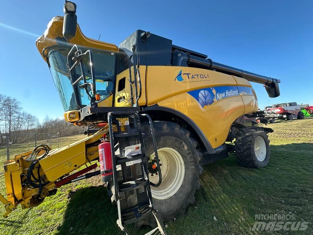 New Holland CX 8080 Θεριζοαλωνιστικές μηχανές