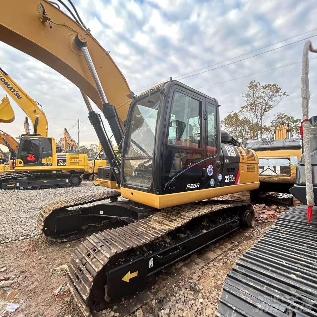 CAT 325 D Εκσκαφείς με ερπύστριες