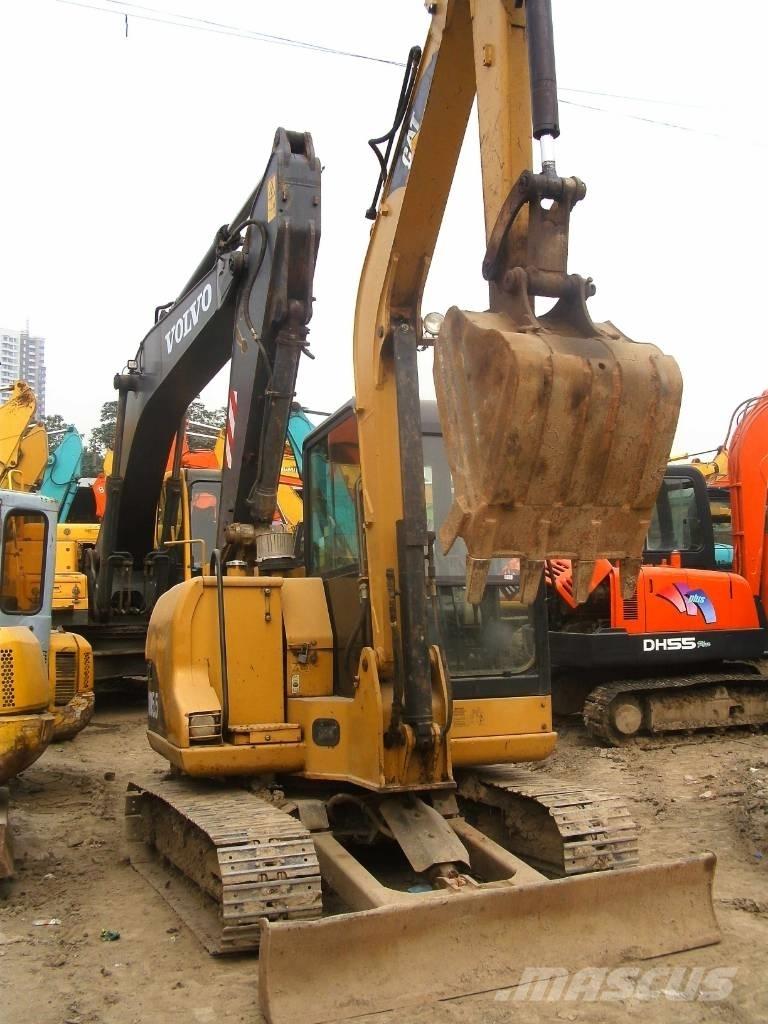 CAT 305.5 Εκσκαφείς με ερπύστριες