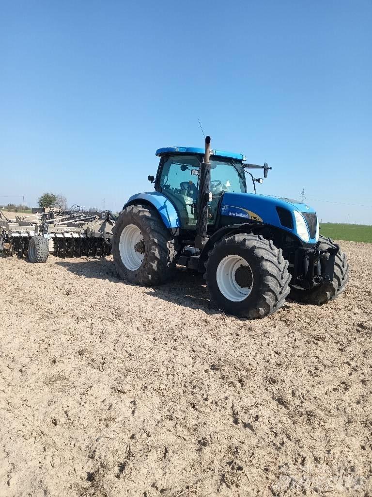 New Holland T 7060 Τρακτέρ