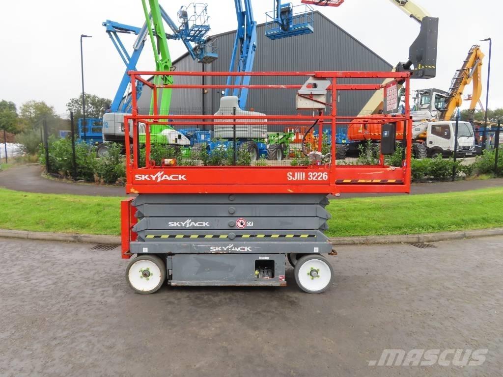SkyJack SJ III 3226 Ανυψωτήρες ψαλιδωτής άρθρωσης