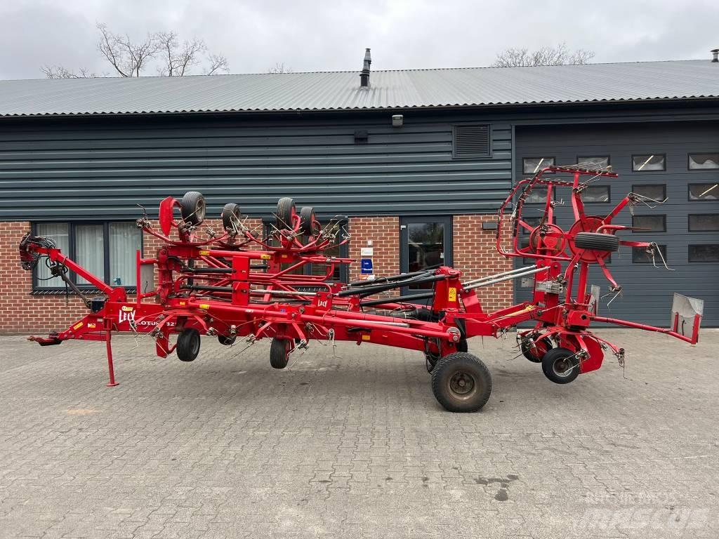 Lely Lotus 1325 Τσουγκράνες και χορτοξηραντικές μηχανές