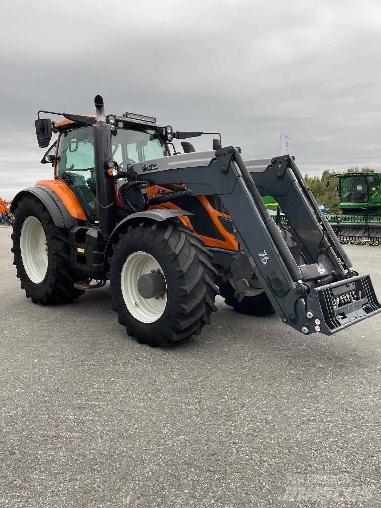 Valtra T 174 Τρακτέρ