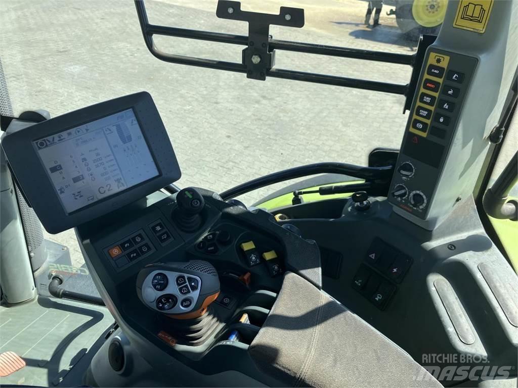 CLAAS Arion 640 Τρακτέρ