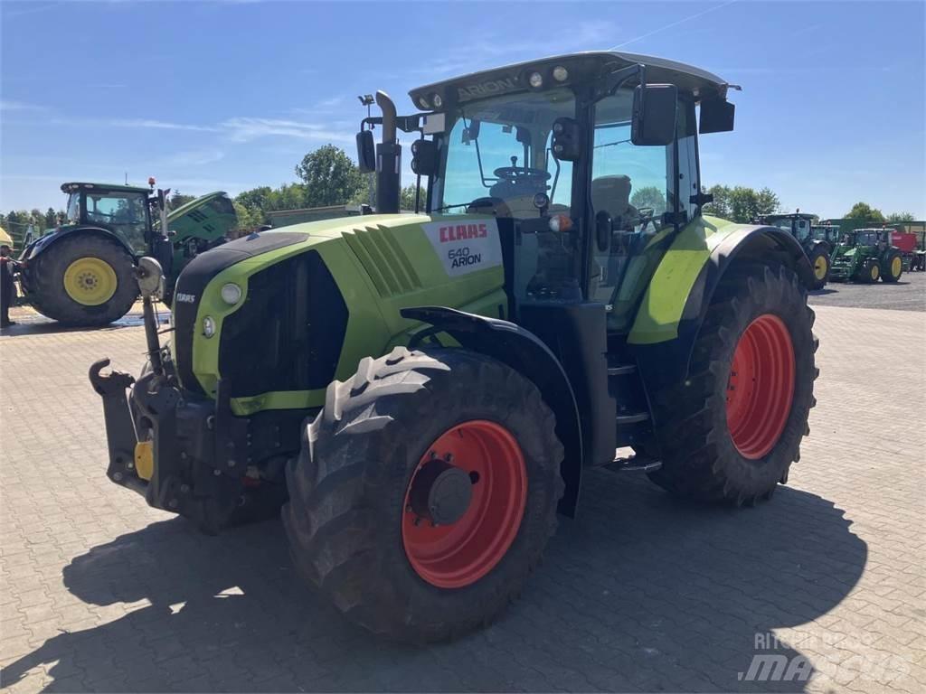 CLAAS Arion 640 Τρακτέρ