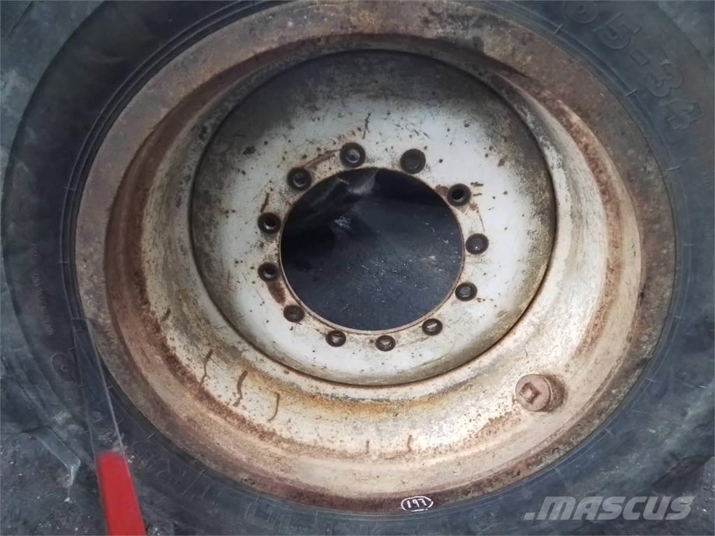 Valmet 836 20x34 Ελαστικά και ζάντες