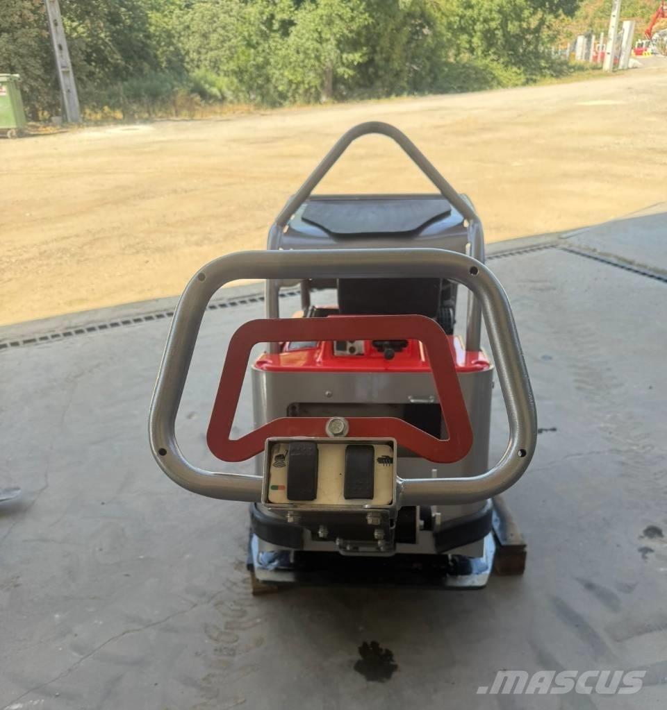 Swepac FB 450, 450Kg Επίπεδοι κόπανοι