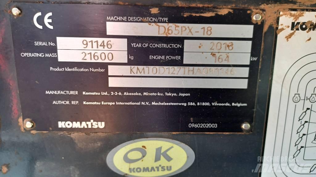 Komatsu D65PX-18 Μπουλντόζες με ερπύστριες