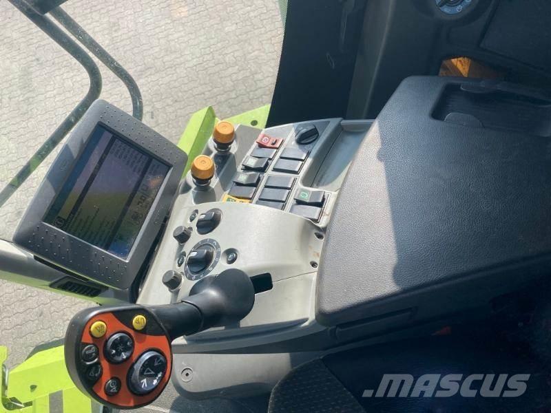 CLAAS LEXION 620 Θεριζοαλωνιστικές μηχανές