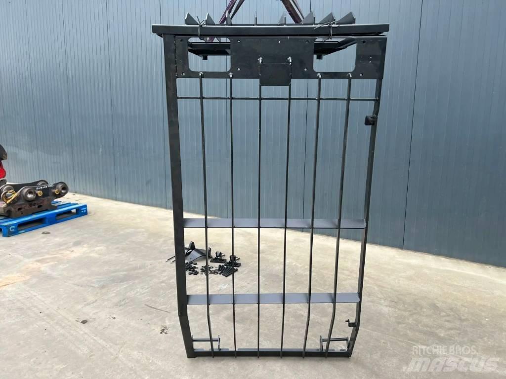CAT 329D Guard Καμπίνες και εσωτερικό