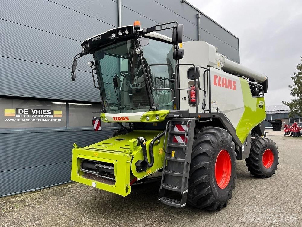 CLAAS Trion 520 Θεριζοαλωνιστικές μηχανές