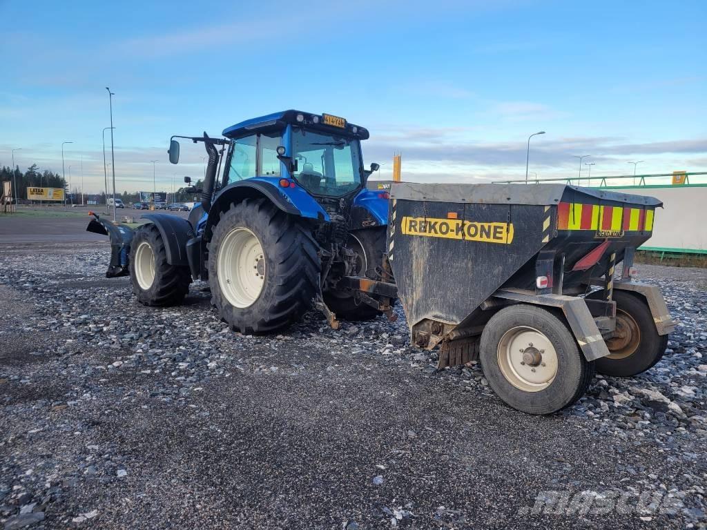 Valtra N 123 Τρακτέρ