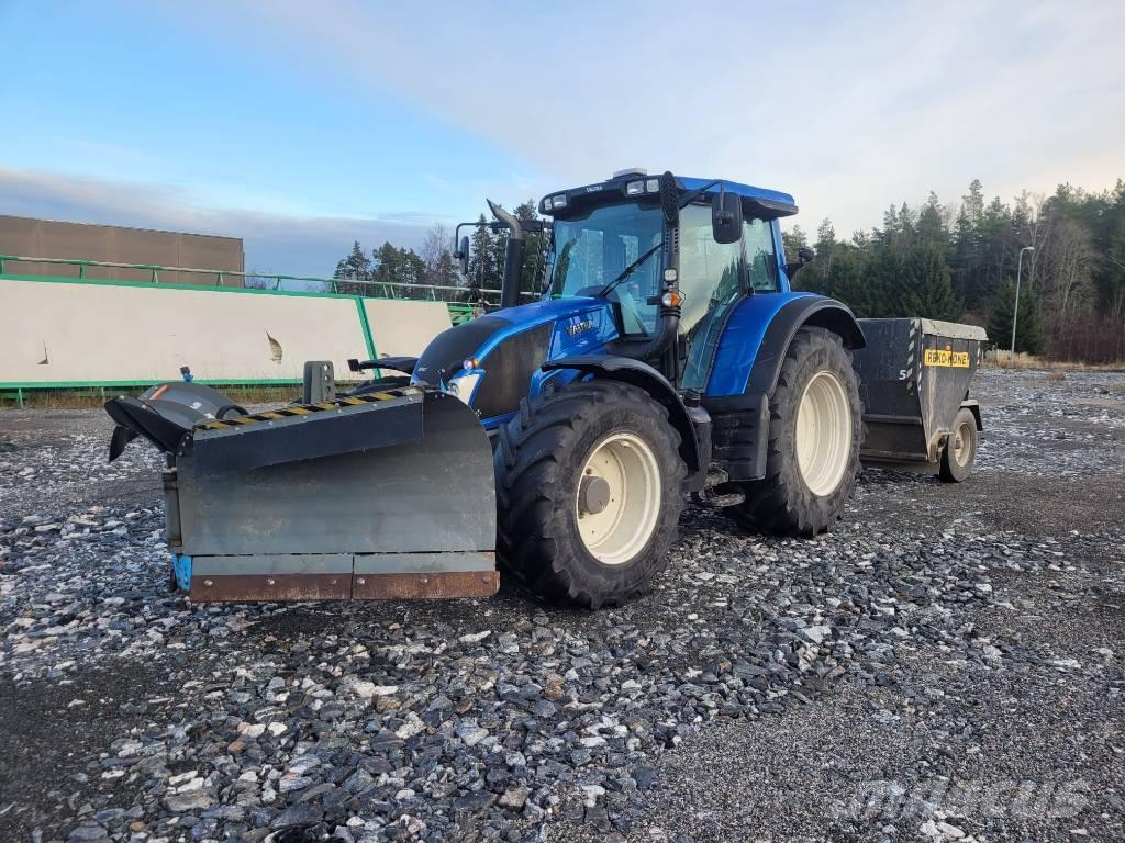 Valtra N 123 Τρακτέρ