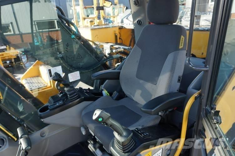 Volvo EC 250 E NL Εκσκαφείς με ερπύστριες