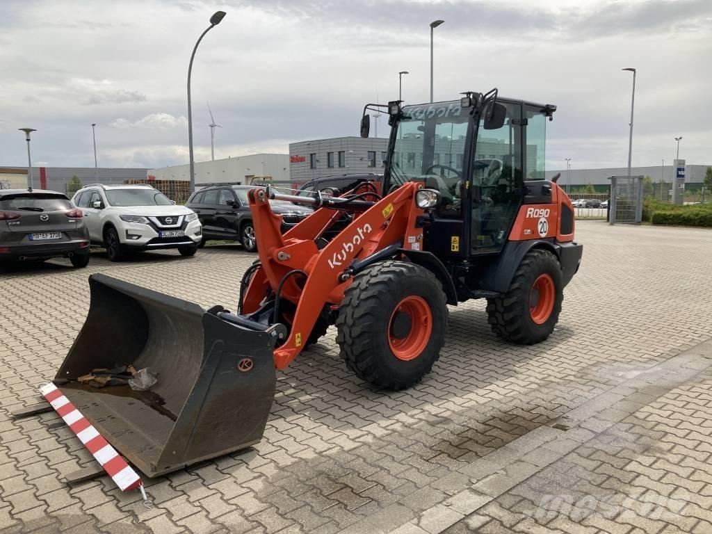 Kubota R 090 Φορτωτάκια