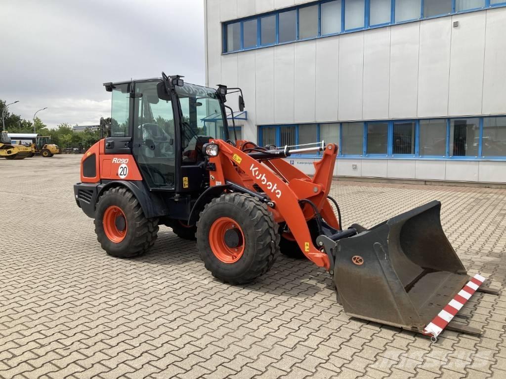 Kubota R 090 Φορτωτάκια